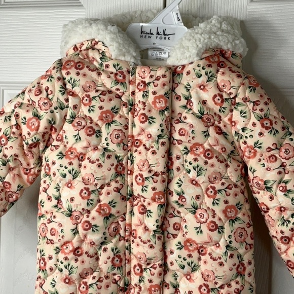 NWT Nicole Miller New York- Hooded Snowsuit One Piece Pink Floral 3/6M - Picture 5 of 16